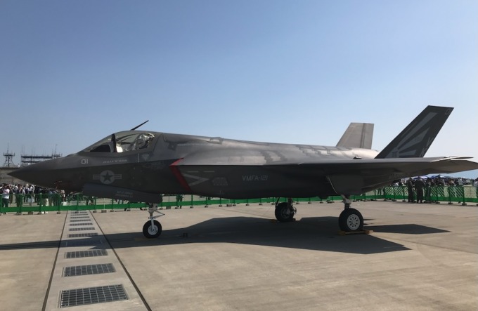 F35